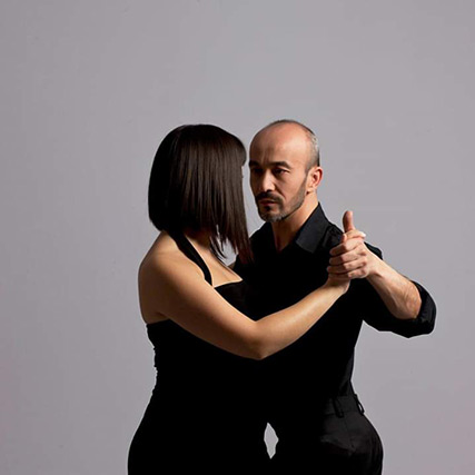 Özgür Sarı